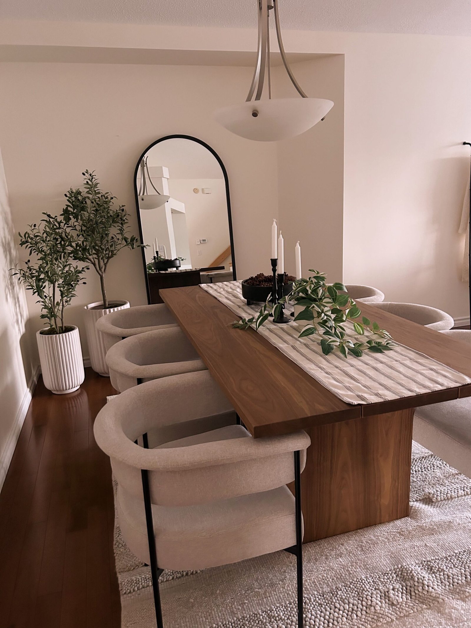 Kitchen Table Decor Tips to Transform Your Dining Space