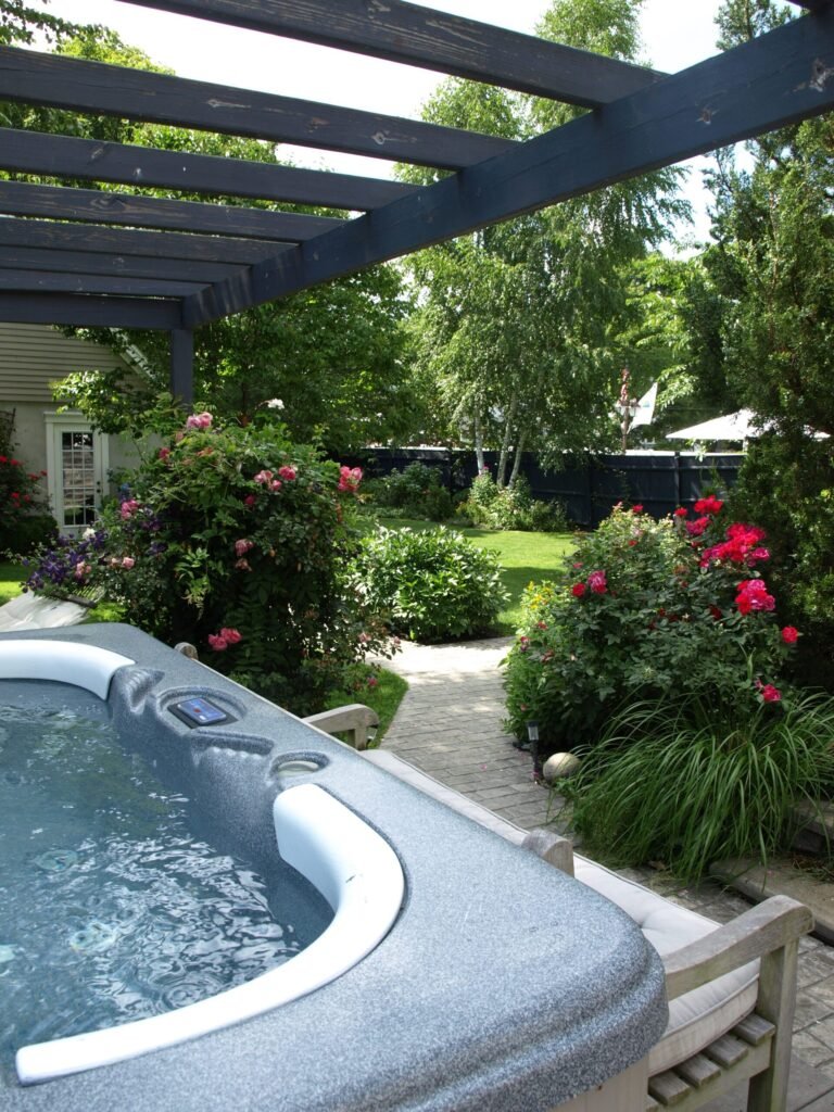 Outdoor Jacuzzi